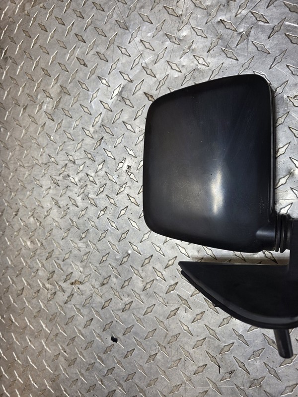 2000-2004 Nissan Xterra Driver Left Side Mirror Oem Tested LH