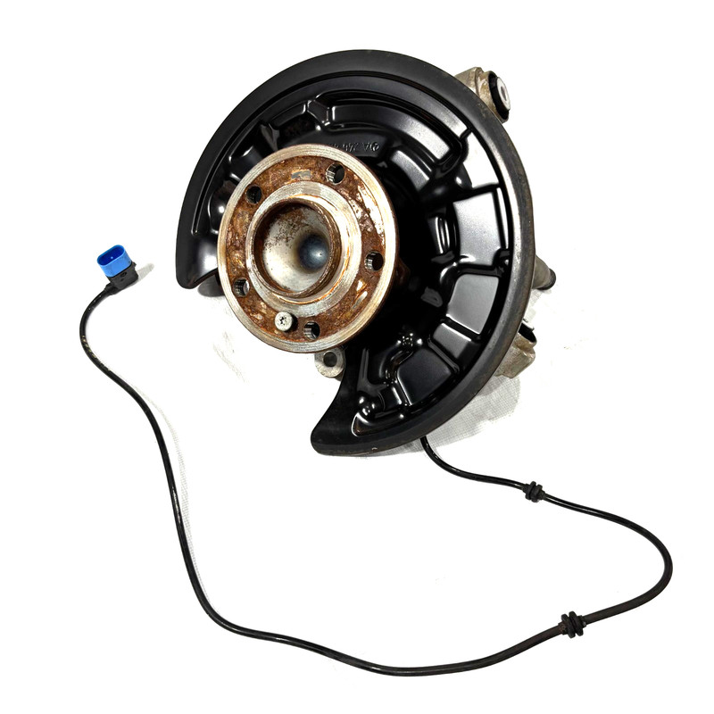 📌2015-2020 MERCEDES GLA250 REAR LEFT SIDE SPINDLE KNUCKLE & WHEEL HUB OEM