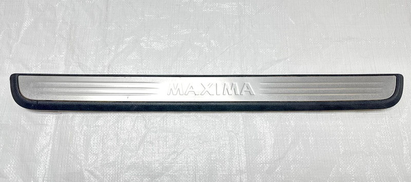 2017 Maxima Front LH Driver Side Door Step Sill Panel Trim OEM 769B19N10