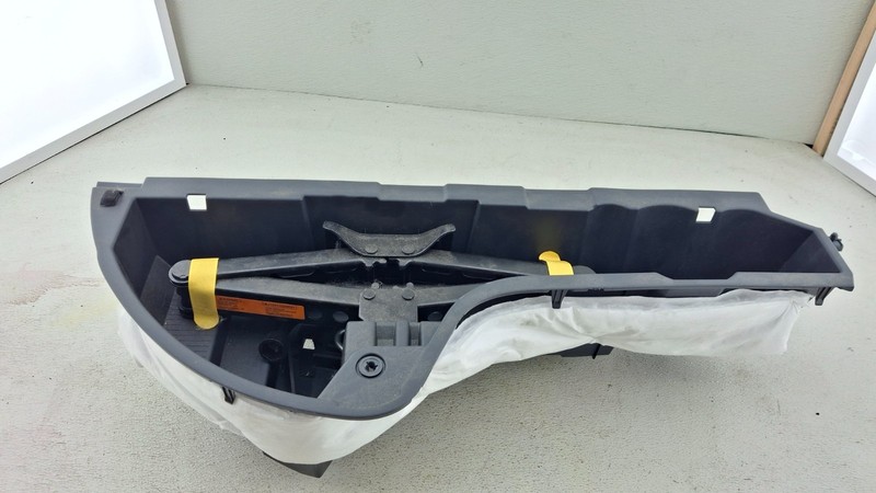 2015 - 2024 NISSAN MURANO TRUNK FLOOR RIGHT STORAGE TRAY BOX W/ JACK & TOOLS OEM