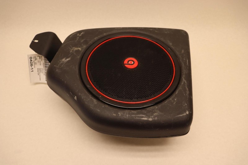 2013 DODGE CHARGER TRUNK RADIO AUDIO SPEAKER SUBWOOFER BEATS OEM
