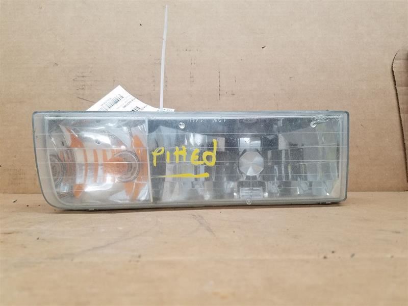 Passenger Right Headlight Fits 95-97 LINCOLN & TOWN CAR 258646