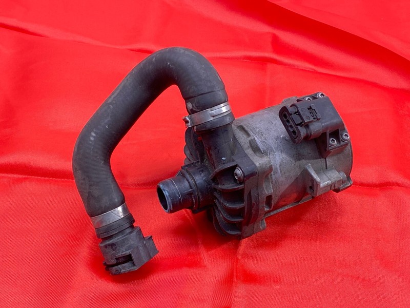 12-18 BMW F06 F10 F12 M5 M6 S63 Auxiliary Additional Coolant Water Pump OEM✅