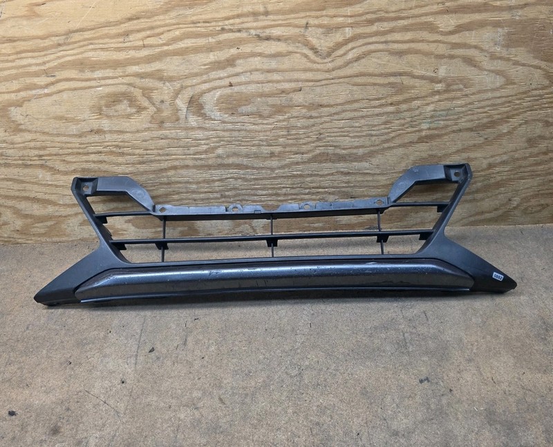 2020 2021 2022 2023 NISSAN SENTRA FRONT LOWER BUMPER GRILLE OEM 622546LB0A