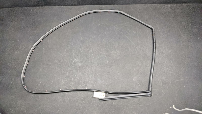 Rear Left Door Weatherstrip 2019 Hyundai Kona 83130-J9000 2018-2020 2021 2022