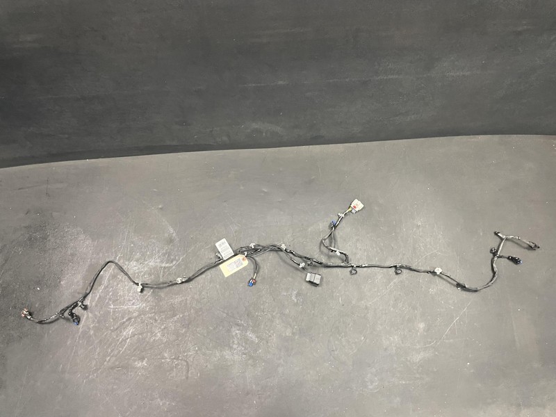 Rear Blind Spot Radar Wiring Harness 2021 Cadillac XT4 84796016 2019 2020 - 2023
