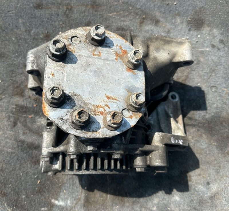 2009-2014 Nissan Murano Front Differential Transfer Case OEM