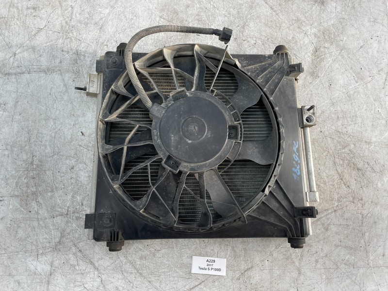 ✅ 12-20 OEM Tesla Model S Front Left Driver Fan AC Condenser Radiator SET *