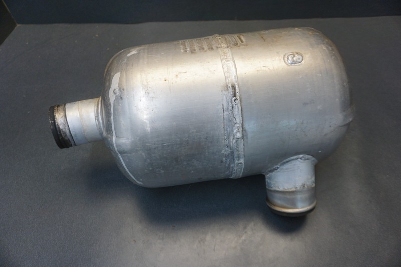 2002-2006 Yamaha OEM Exhaust Muffler Waterlock Box Freshwater FX WaveRunner HO