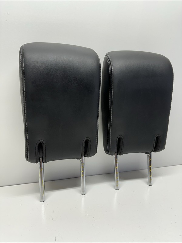 2013-2019 Nissan Pathfinder 3rd Row Left Right Head Rest Set Black Leather OEM