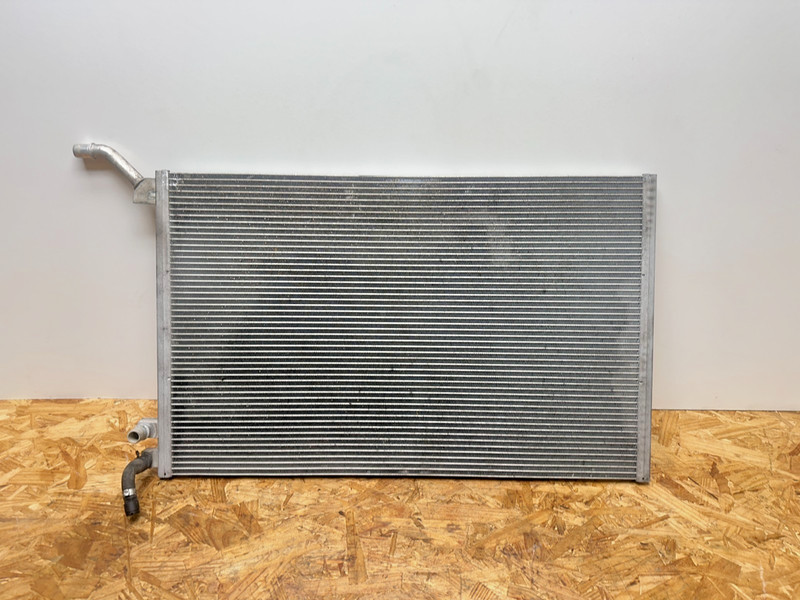 16-25 Jaguar X761 F-Pace / L560 Velar Engine Motor Intercooler Cool Radiator OEM