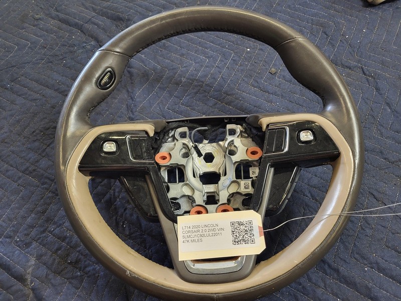 Used Oem Lincoln Left Driver Steering Wheel for 2020-2023 Corsair