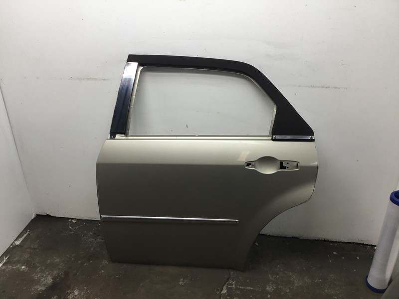 Chrysler 300C Rear Left Driver Exterior Door Panel Shell 2005 - 2009 :A