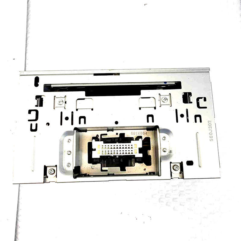 2011 Mitsubishi Endeavor Receiver AM-FM-CD-MP3 Dash Mounted 8701A293