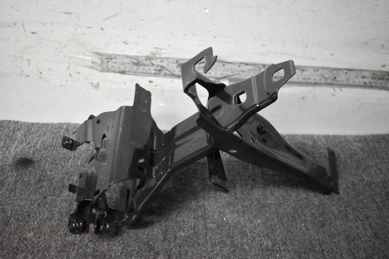2012-2016 BMW 3 SERIES FRONT LEFT SUPPORT BRACKET FACTORY OEM