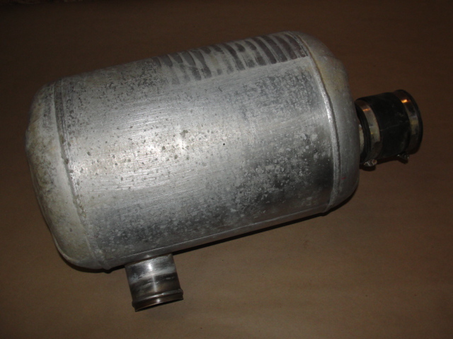 09 YAMAHA VX 110 EXHAUST MUFFLER WATER BOX VX110