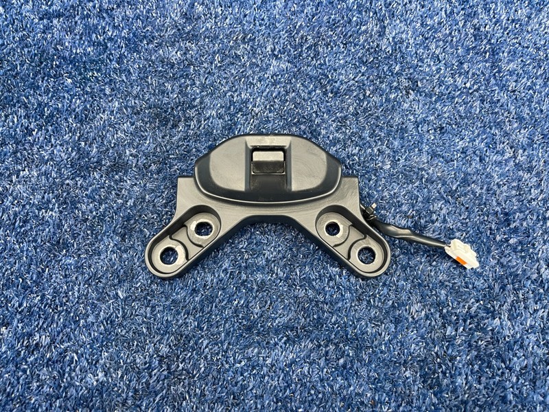 2017-2020 Fiat 124 Spider Convertible Roof Top Latch Lock Catch Mechanism OEM