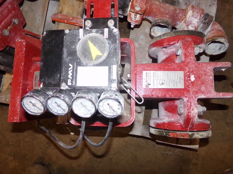Red Valve Co 08-2589 Series 5200 Pneumatic Actuated Control Pinch Valve PMV 8004