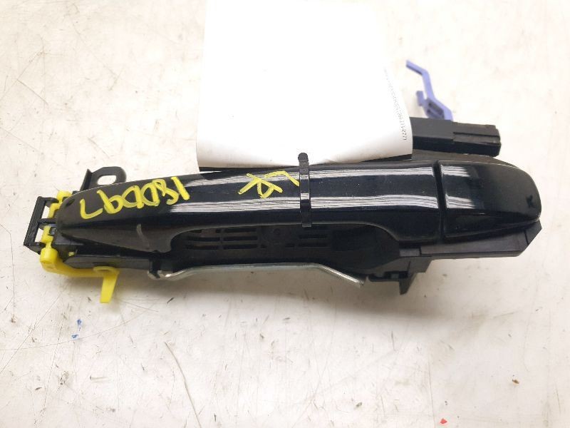 10-18 TOYOTA PRIUS III 1.8L DRIVER SIDE REAR (EXTERIOR) DOOR HANDLE
