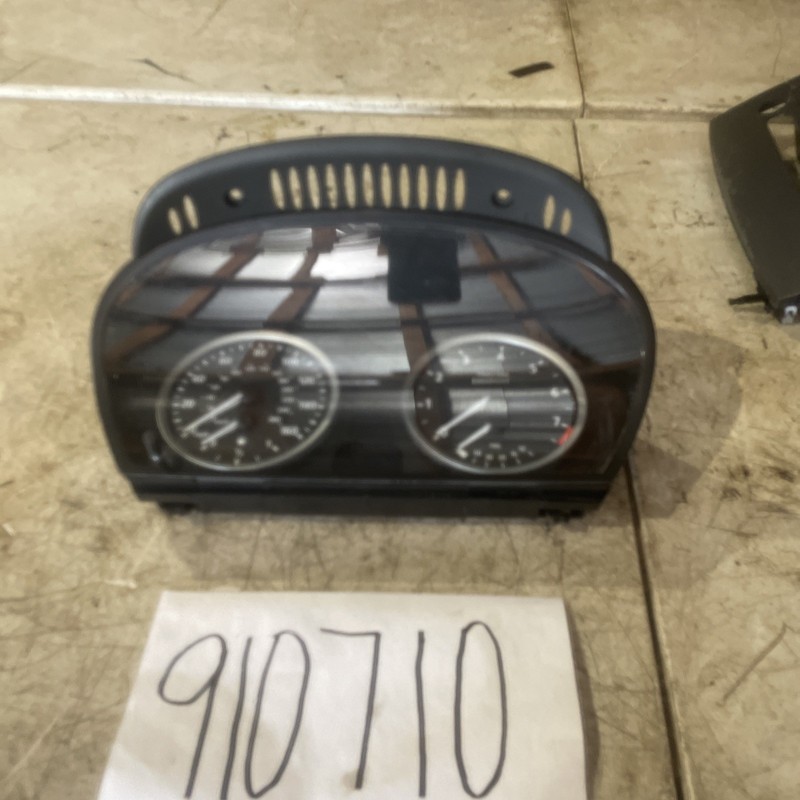 04-10 BMW E60 528i 530i 535i Instrumental Cluster Speedometer Gauges Unit OEM