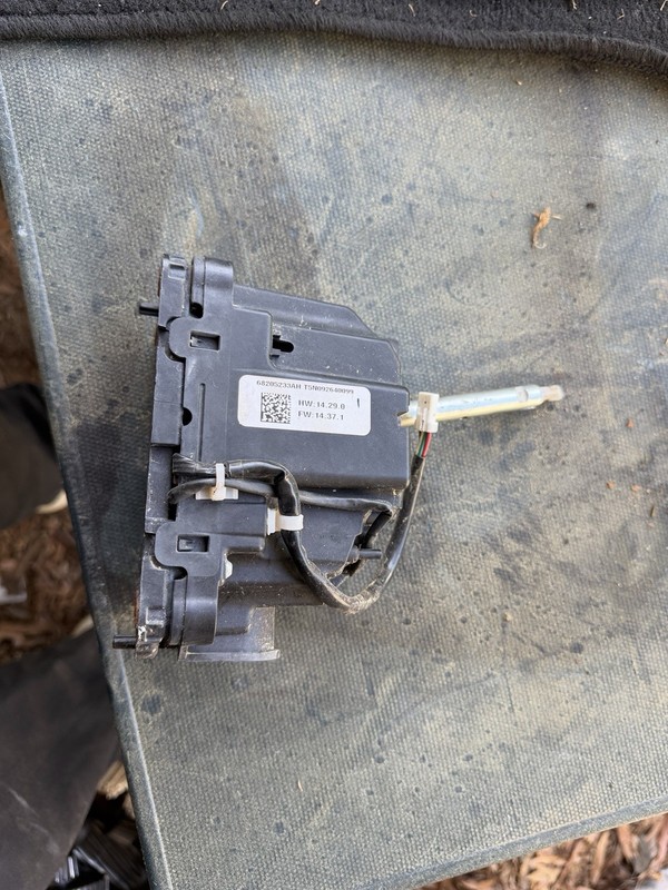2015-2023 DODGE CHARGER CHALLENGER AUTOMATIC TRANSMISSION GEAR SHIFTER OEM
