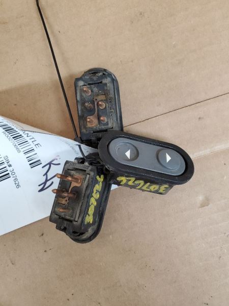 TCHEV1500 1992 Front Door Switch 270668