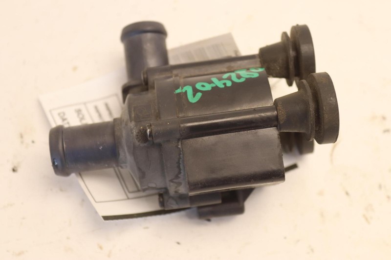 2017-2023 AUDI Q7 Q8 SQ7 SQ8 2.0L AUXULIARY COOLANT WATER PUMP OEM