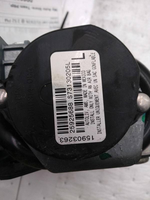 2008 GMC Canyon Seat Belt OEM White 19181887 Used 183k Miles 4DR