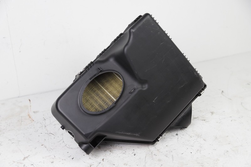2013-2018 BMW F25 F26 X3 X4 AIR INTAKE CLEANER BOX ASSEMBLY OEM 52k