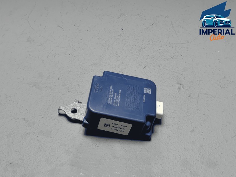 2011-2020 Toyota Sienna Smart Keyless Entry Receiver Door Control Module OEM