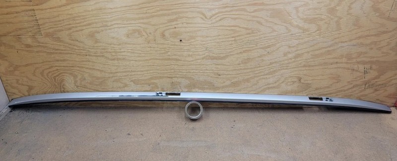 2020 2021 Toyota Highlander L LE XLE Limited Side Rail Bar Roof Right RH OEM