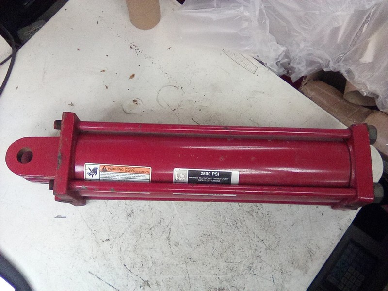 Prince 909424 PMC 9424 Double Acting Hydraulic Cylinder Bore 4 Stroke 24 2500PSI