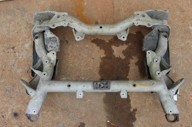 2012-2018 MERCEDES CLS550 W218 4.6L A/T RWD FRONT CROSSMEMBER SUBFRAME OEM