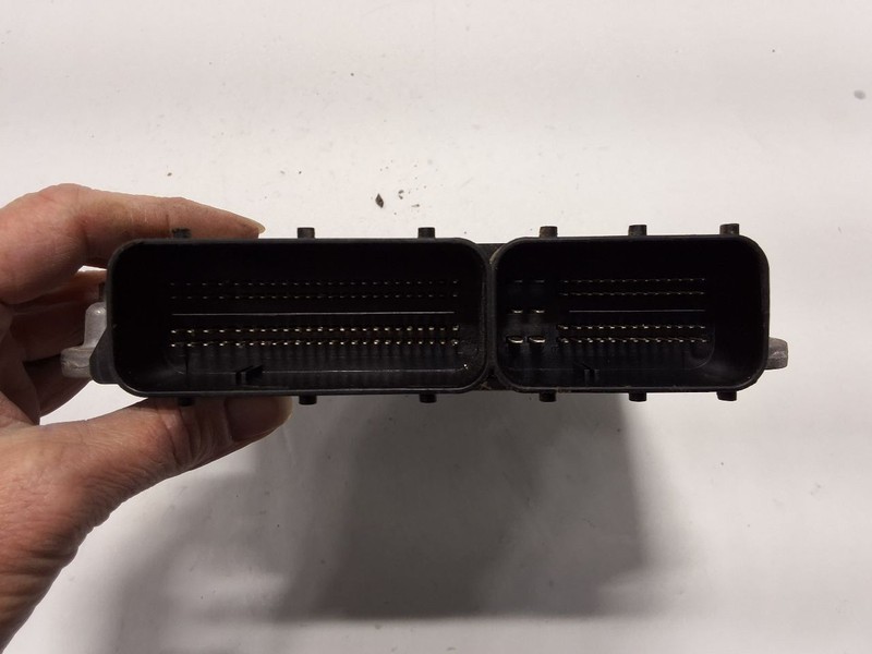 2010-2011 Chevy Traverse Electronic Control Module Behind Fan Shroud