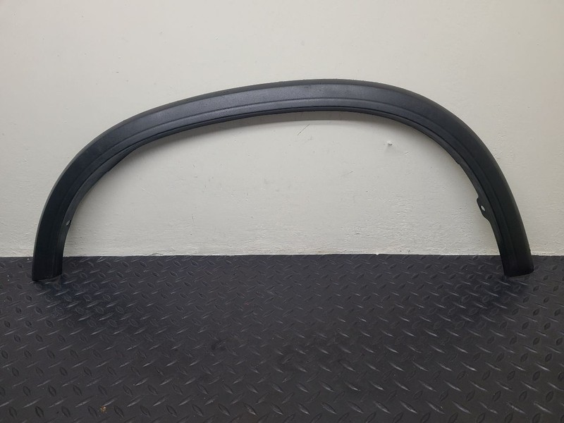 07-12 GMC Acadia Right Passenger Side Wheel Fender Flare Molding OEM 22785051