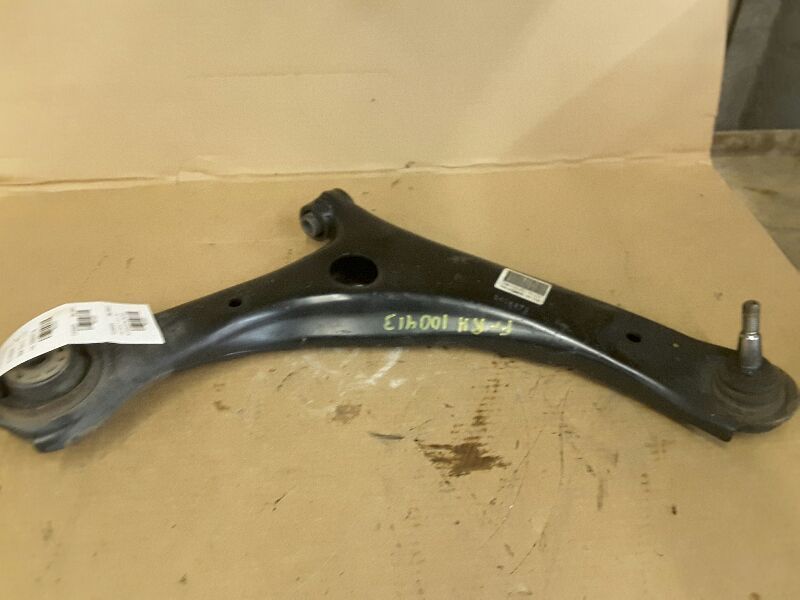 PASSENGER RIGHT LOWER CONTROL ARM FR CREW FITS 08-15 CARAVAN 163037