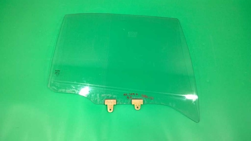 95 96 MAXIMA PASSENGER RIGHT REAR WINDOW DOOR GLASS OEM 2964-43