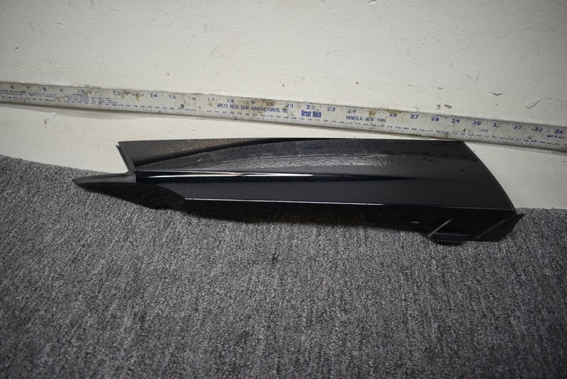 2017-2018 LAND ROVER DISCOVERY 5 REAR RIGHT OUTER QUARTER TRIM FACTORY OEM