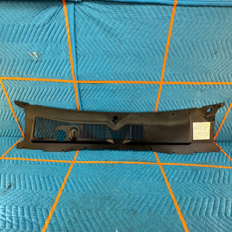 1989–1991 Chrysler Maserati Cowl Panel Windshield Grille OEM 4512463