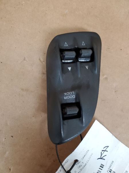DAKOTA1997 Front Door Switch 276256