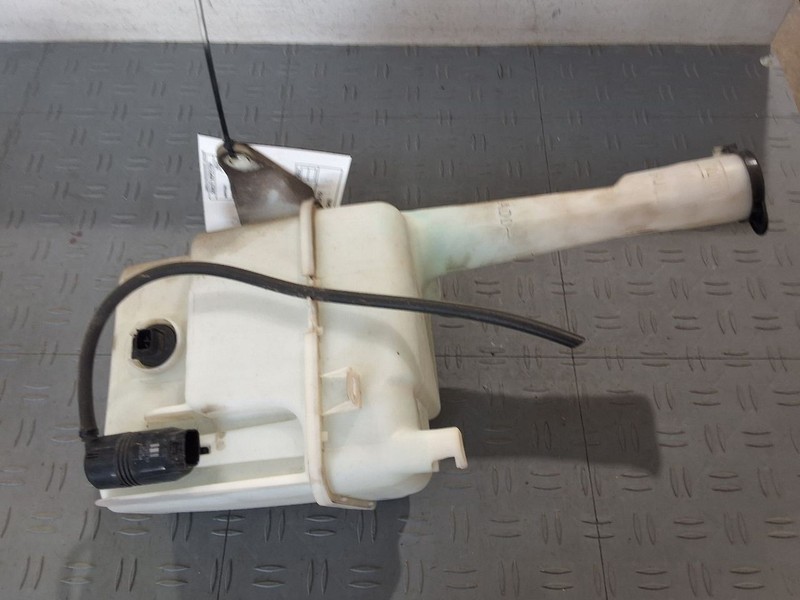 Wash Reservoir Fits 05-12 AVALON 3480435