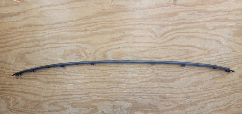 2014 2015 2016 2018 Ford Fiesta Sedan Rear Bumper Moulding Trim OEM D2BZ-17C830