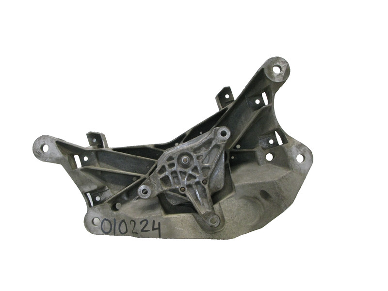 08-18 AUDI 8T A5 A4 S4 S5 QUATTRO AUTOMATIC TRANSMISSION MOUNT BRACKET OEM 01022