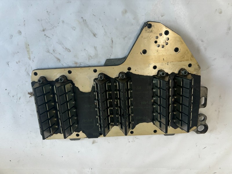 MERCURY MARINE 1999-2002 200 225 HP OPTIMAX REED BLOCK W/ ADAPTER PLATE 828623T6
