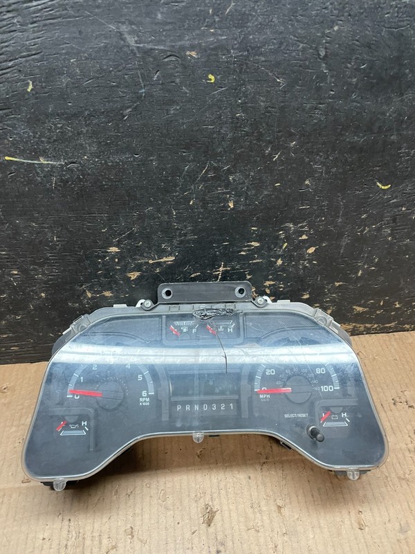 2009 Ford E150 E250 E350 VAN Gauge Speedometer Cluster Y1984 DG
