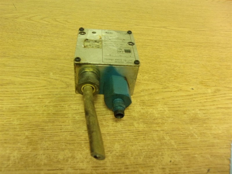 Toyo Oki HW-02100 Hydraulic Pressure Switch*FREE SHIPPING*