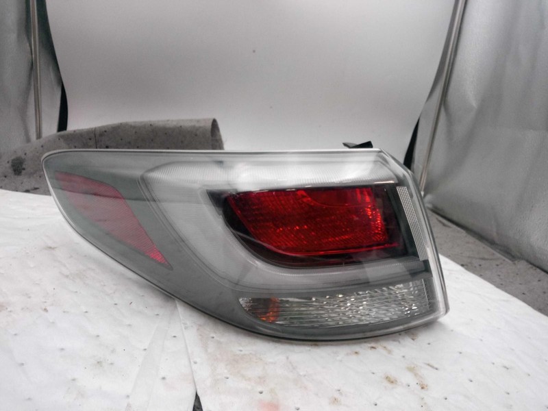 2017 Hyundai Sonata Left Tail Light Assembly Silver OEM 343075 121K Miles