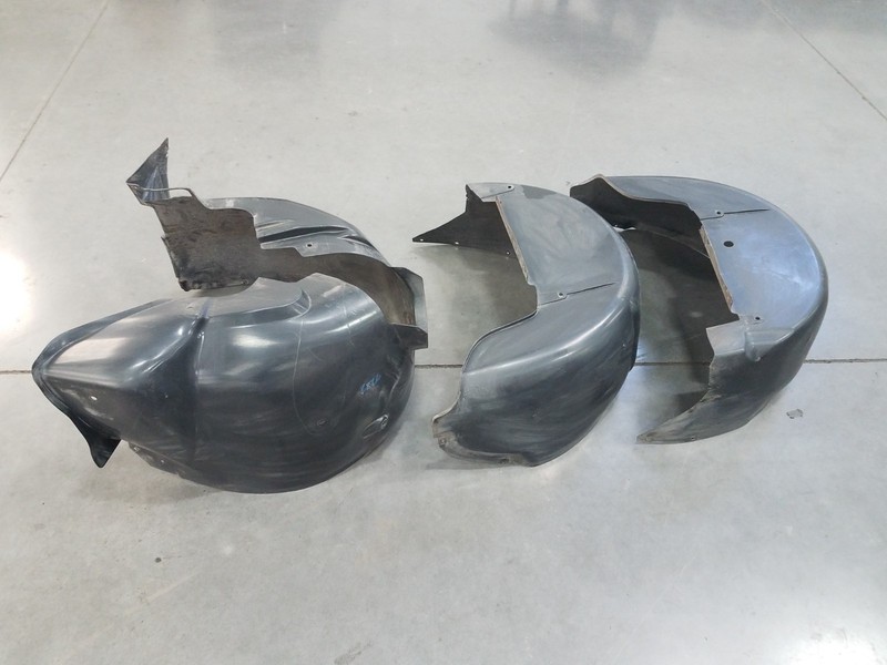 2014 Chevy Camaro SS Fender Liner Partial Set #2605 B7