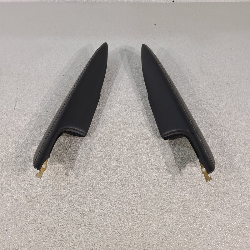 10-15 Camaro Ss Driver Passenger Door Panel Arm Rest Set Lh Rh Aa7436