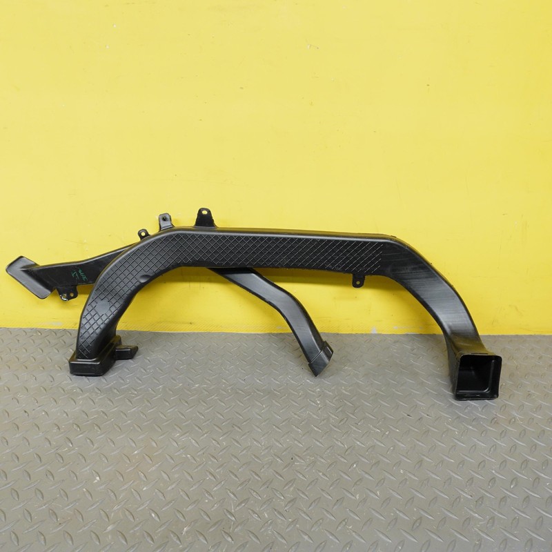 2019-2024 GMC SIERRA 1500 Instrument Panel Ducts-outlet Duct OEM 23393852